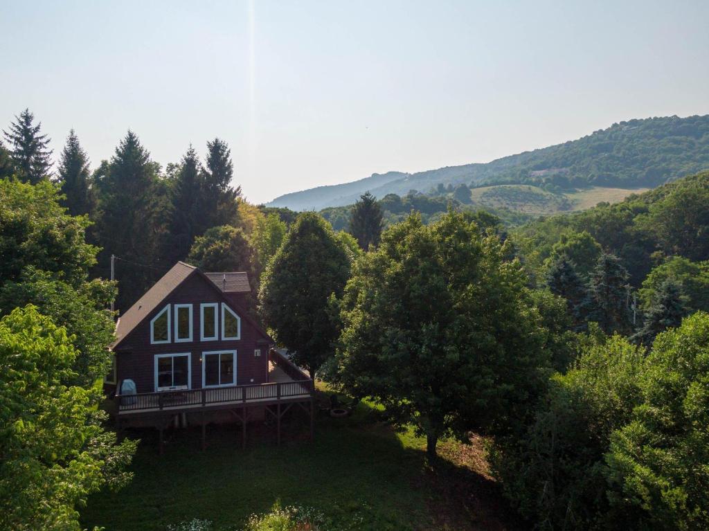 4 Bears Lodge, Banner Elk