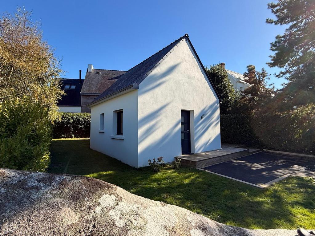 Maison à 50m de la plage et du sentier côtier GR34 au Cabellou - 4