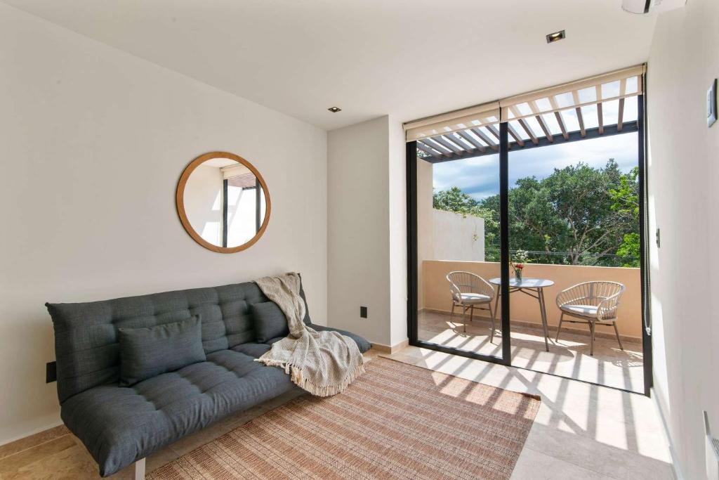 Stylish 1BR Condo with Private Pool & Balcony - 3