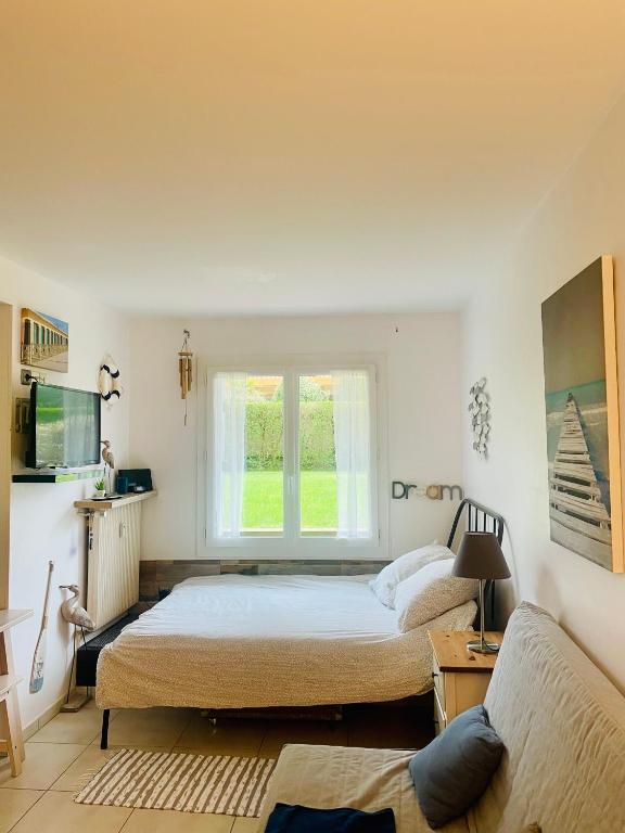 Superbe studio 2 à 4 pers, bord de mer, casino et centre ville, Deauville