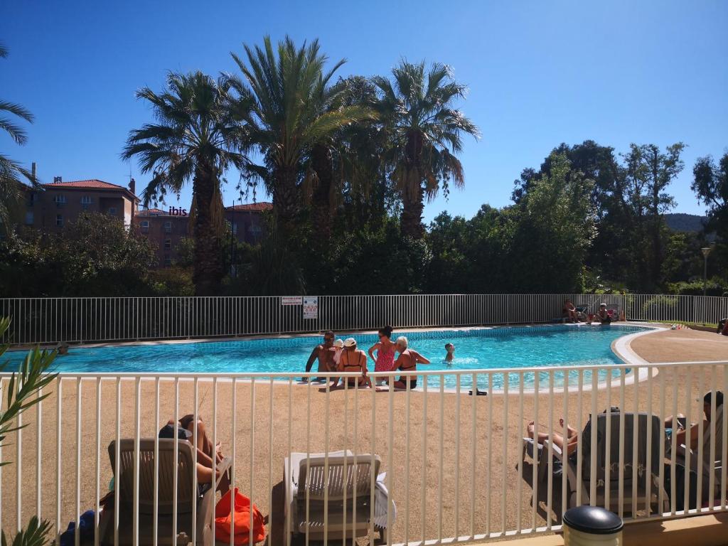Le Victoria-Centre ville-Piscine-Parking privé-Wi-Fi - 1