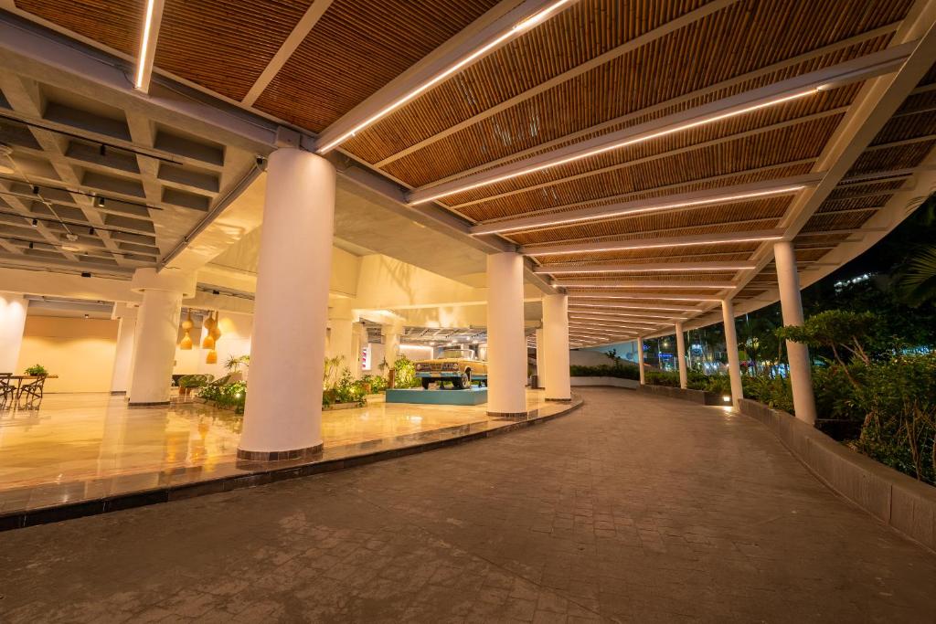 Hotel Amares Acapulco 外観