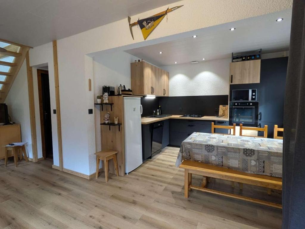 Appartement cosy 2 chambres, mezzanine, jusqu'à 8 pers, Arêches-Beaufort - 1