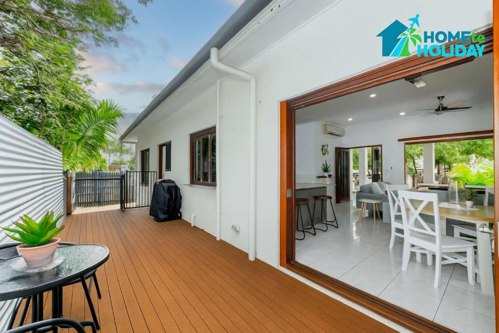 HideAway in Hermit Park, Aitkenvale