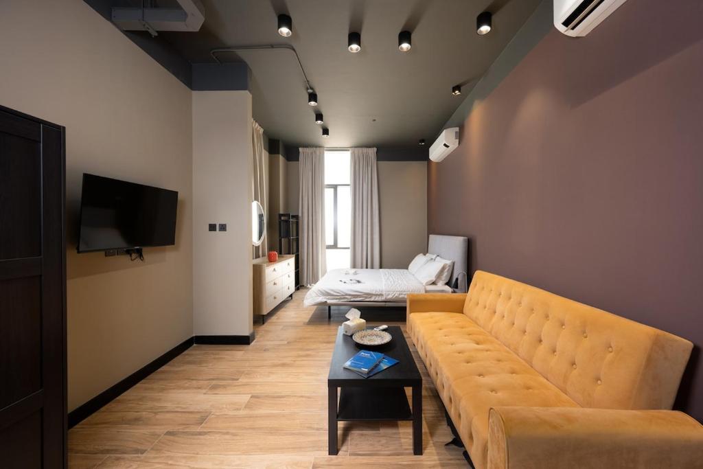 Relax in style Studio by Spacey Duqm 79, Dakm