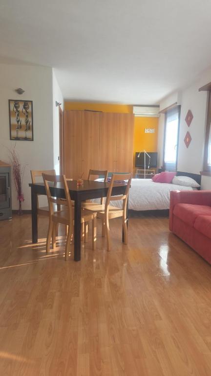 Tirano in relax, Tirano