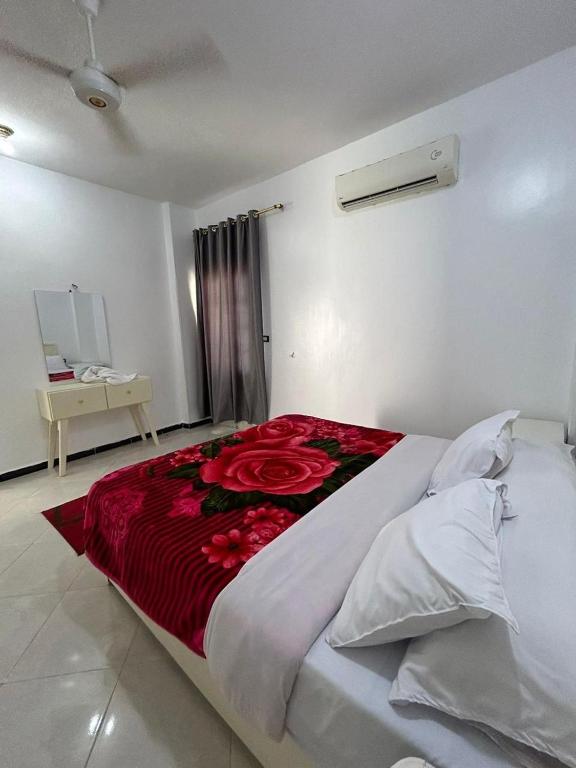 West side guest house, Luxor