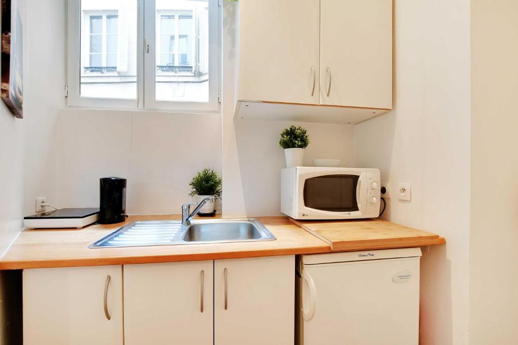 Charming studio - 2P- Le Marais - 3