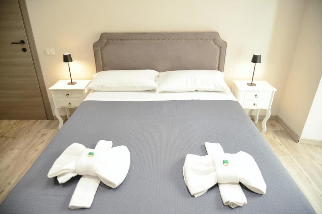 Torlonia Design Apartment Court - 4
