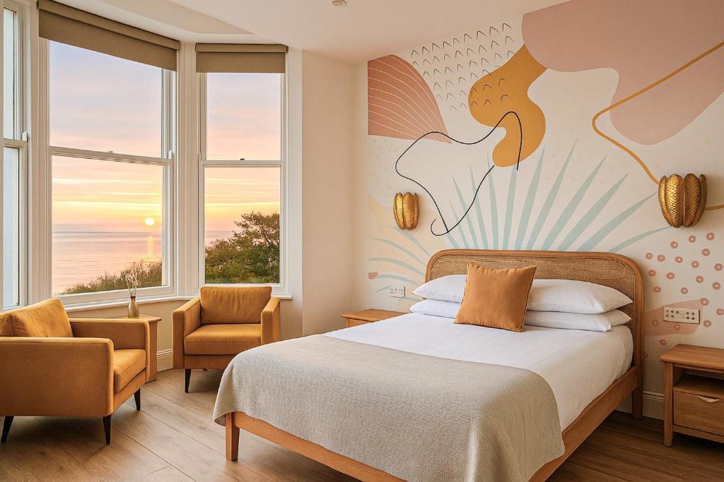 The Beach House - Pool & Spa, Scarborough