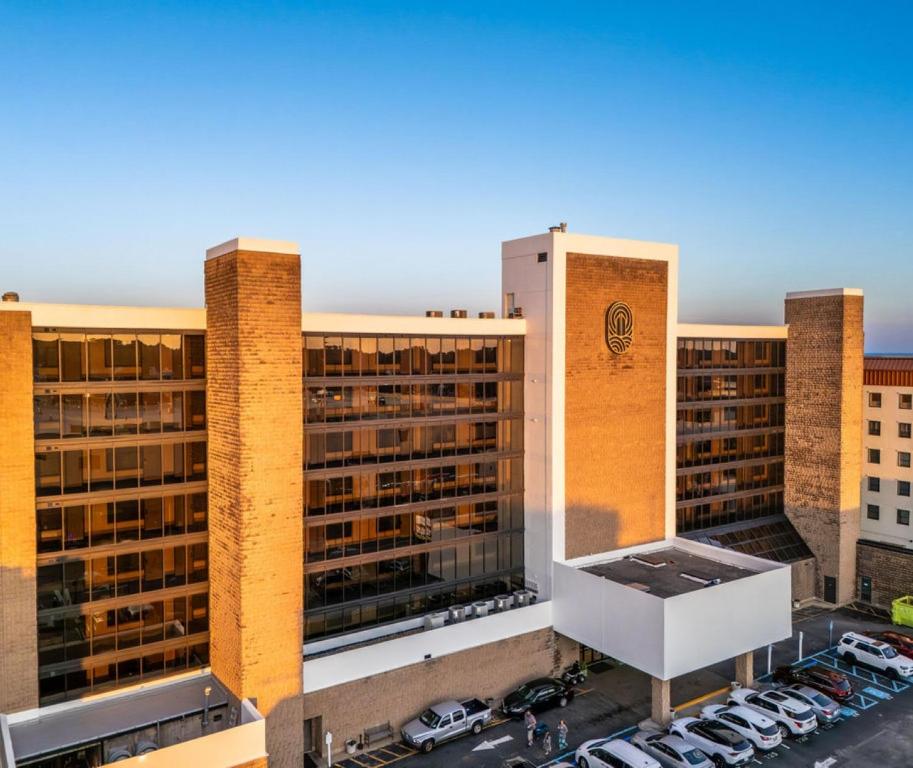 Barclay Towers, Virginia Beach