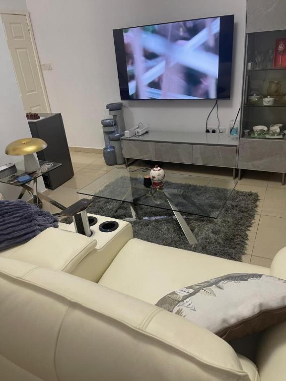 Jackson's View, Kwabenya