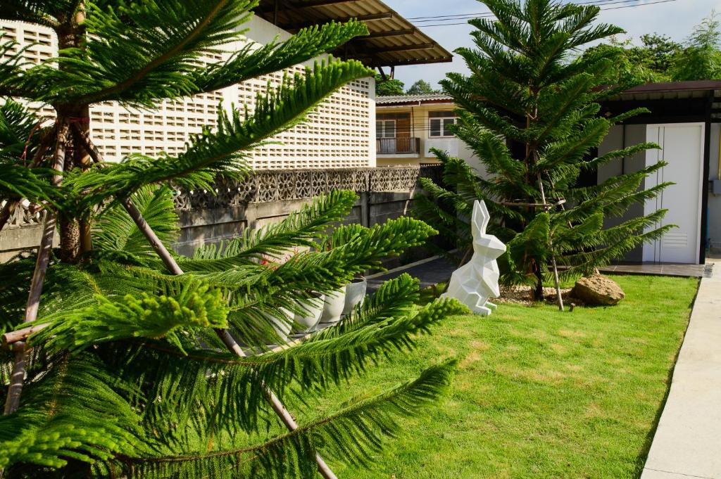 Garden, The Breezy Hotel in Khao Yai