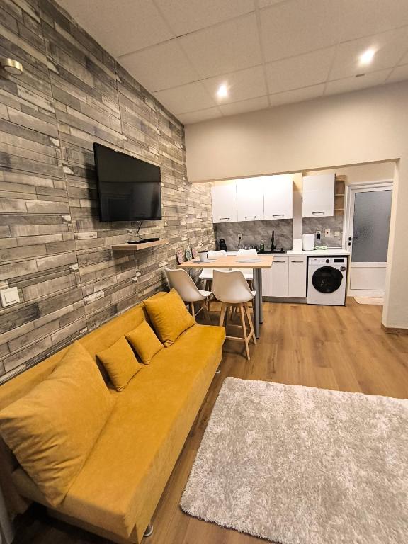 Share Relax & Get Better, Veliko Tărnovo