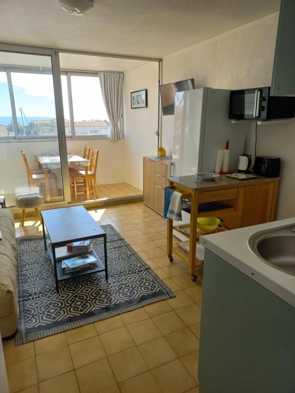 Superbe appartement avec vue sur la mer et port - 4