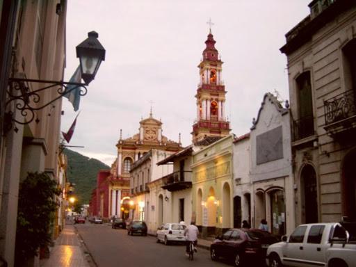 DEPARTAMENTO CENTRICO - 2