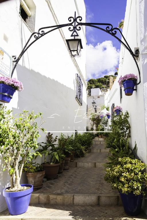Enjoy2rent Apartamento Charcones en Mijas Pueblo - 2