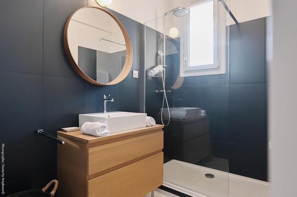 2 Balconies & 2 Bedrooms, Between Panier & Vieux-Port - 5