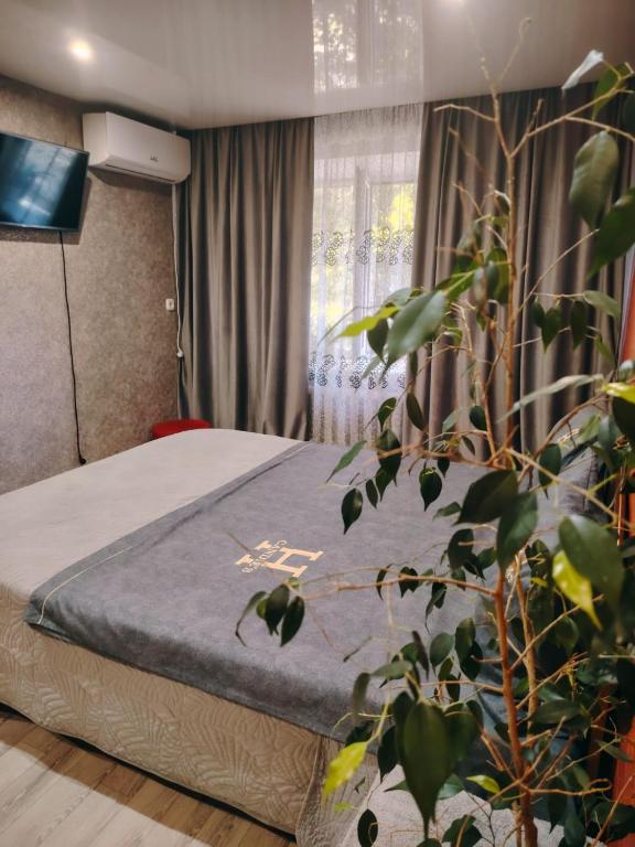 По Назарбаева ЖД вокзаь, Uralsk