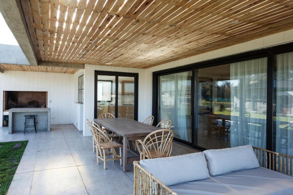 Casa Pedro - Casa en Barrio Privado Arenas Chico Para 6 PAX Con Pileta y Parrilla - 5