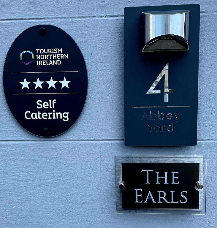 The Earls, Newry