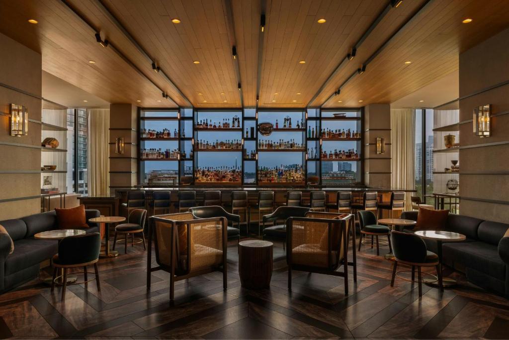 Bar/lounge