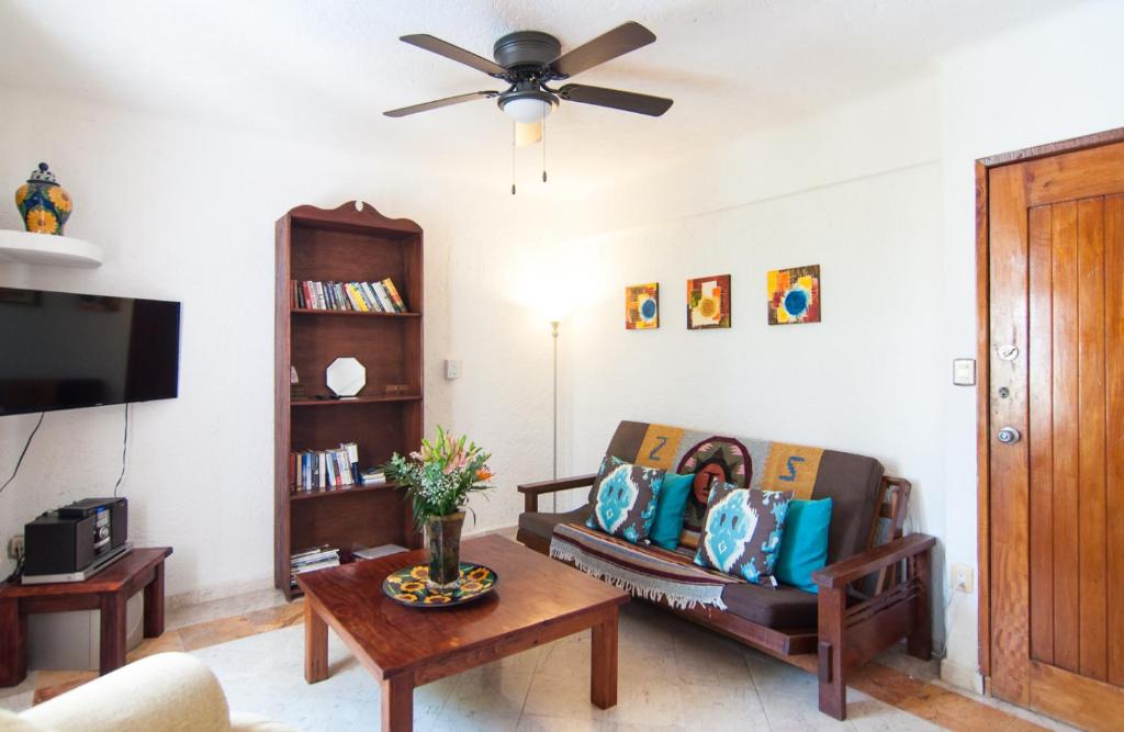Private Terrace 3 blocks to Mamitas & 5th Ave, Gated with Pool - 4