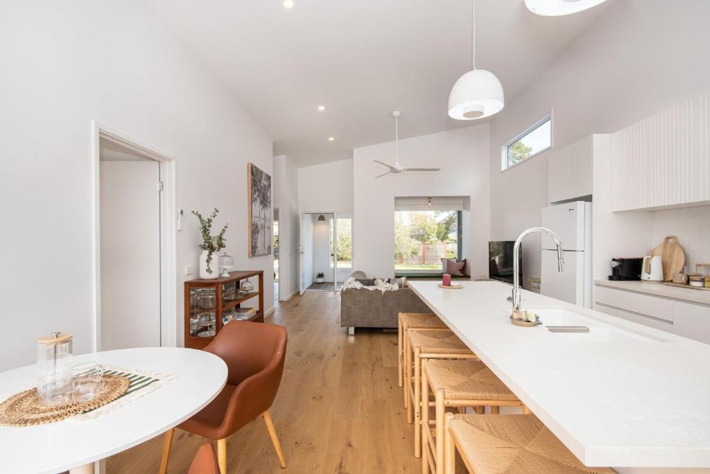 The Snug, Safety Beach