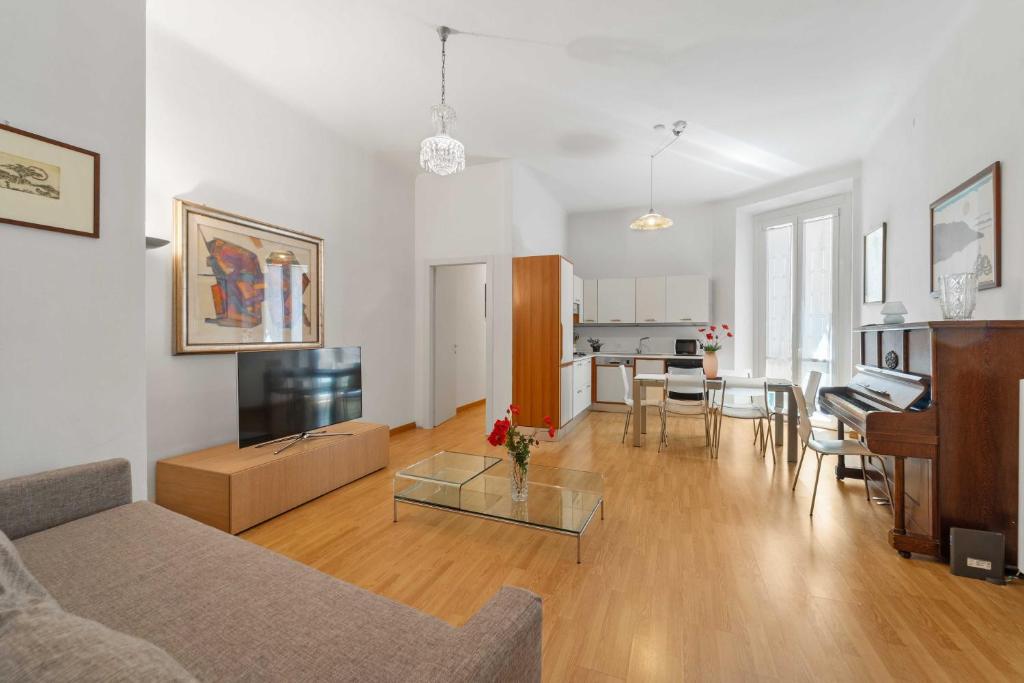 Central Milan Apartment - 10 min Duomo - 1