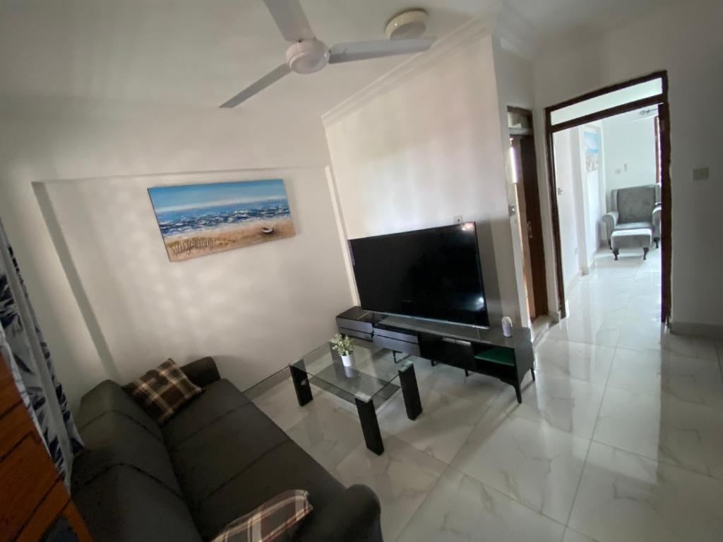 Tefillah Guesthouse & Hotels, Tema