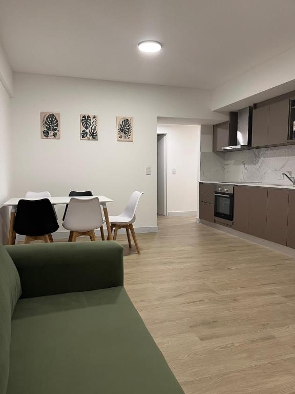 spacious new apartment with minimalist style - 5