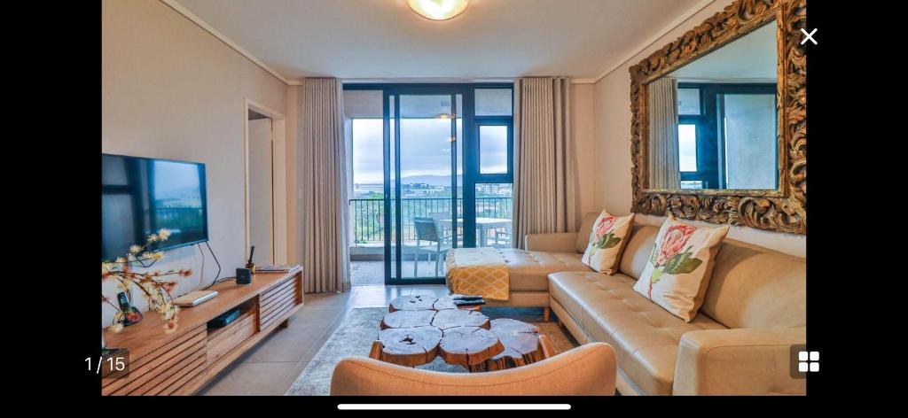 Waters Edge Sanctuary, Kapské Město