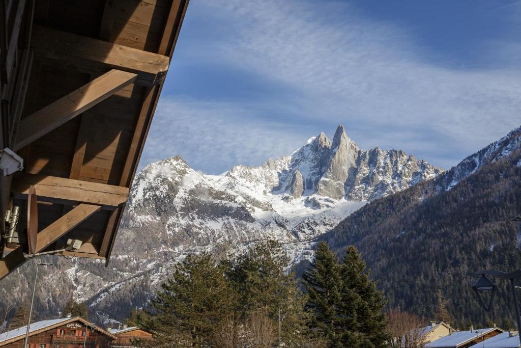 Chalet Scandinave - Ski-in out Piste Flegere - Next to Golf - By Cozee Rentals - 5