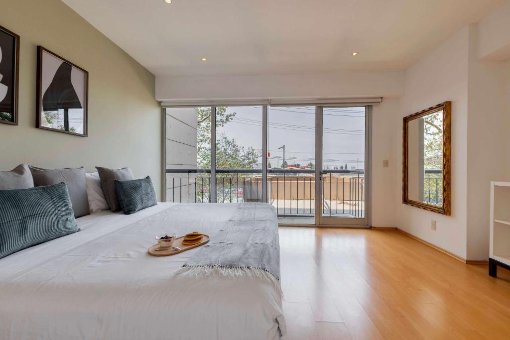 Capitalia 1BR Escape w Parking & Gym - 5