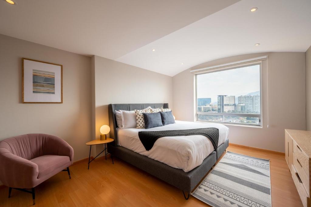 2BR Studio Apartment1 - 2