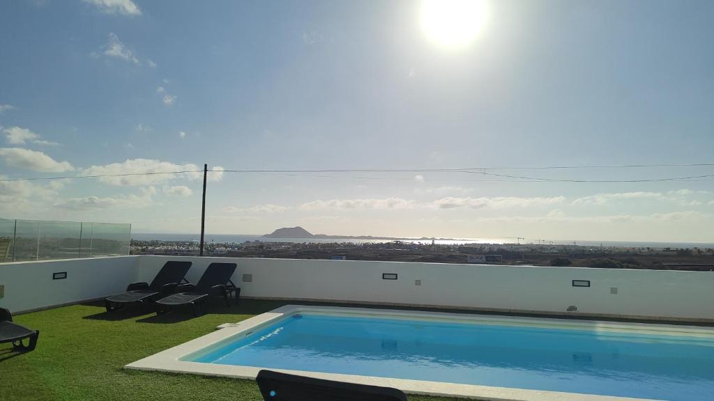 Sea Breeze piscina climatizada vistas al mar - 3