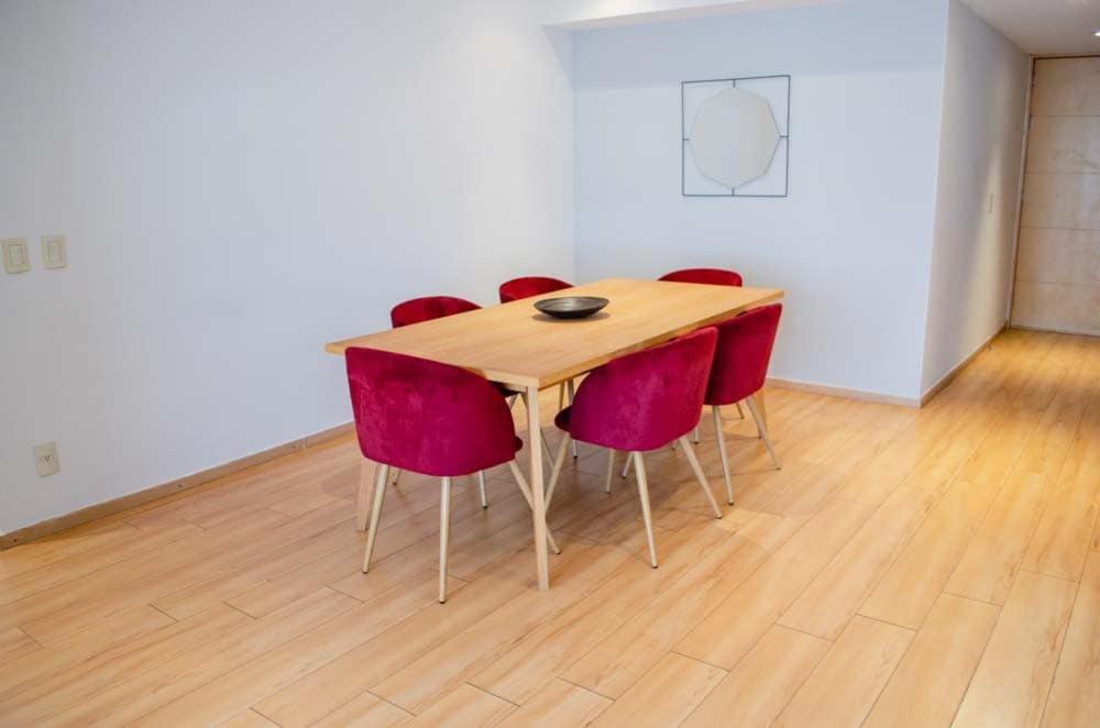 Capitalia Luxurious 3BR Condo with Amenities - 4