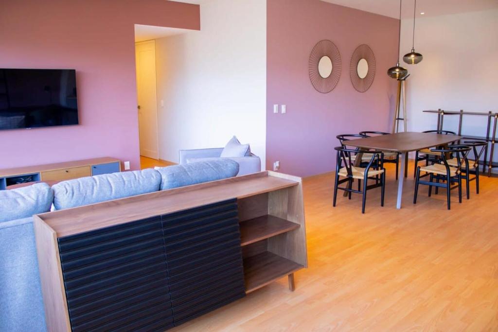 Capitalia Santa Fe Style & Comfort with Parking - 3