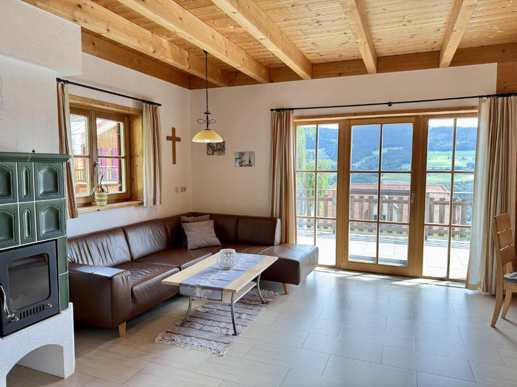 Großes Ferienhaus mit 5 Schlafzimmer & 4 Bäder - 2