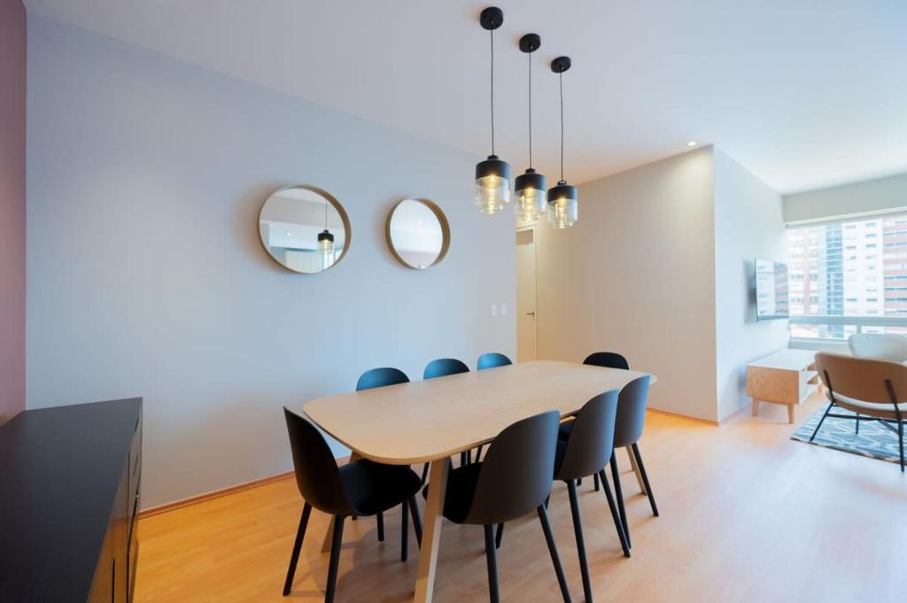 Capitalia 3BR Condo with Parking gym & Terrace - 3