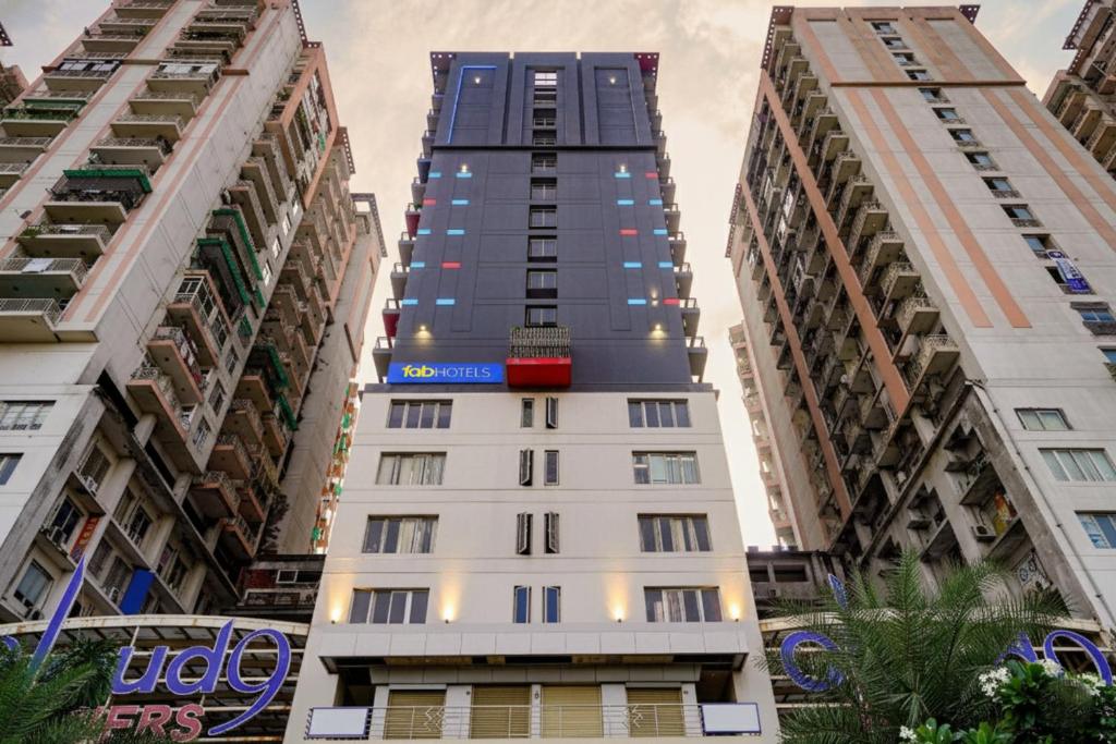 Via Cloud 9, Ghaziabád