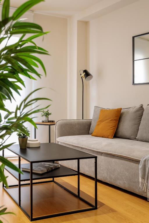 Maikran Signature Exclusive Town Hall Apartment - 1