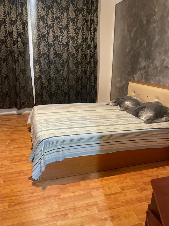 Veronica Micle, Bukurešť