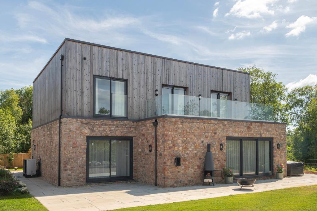 Blooms House - Cookswood, Holcombe