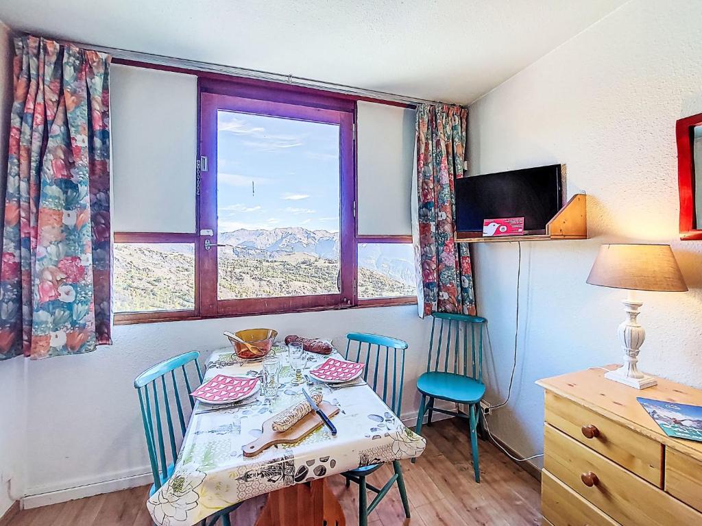 Studio Vostok Zodiaque-27 by Interhome - 2