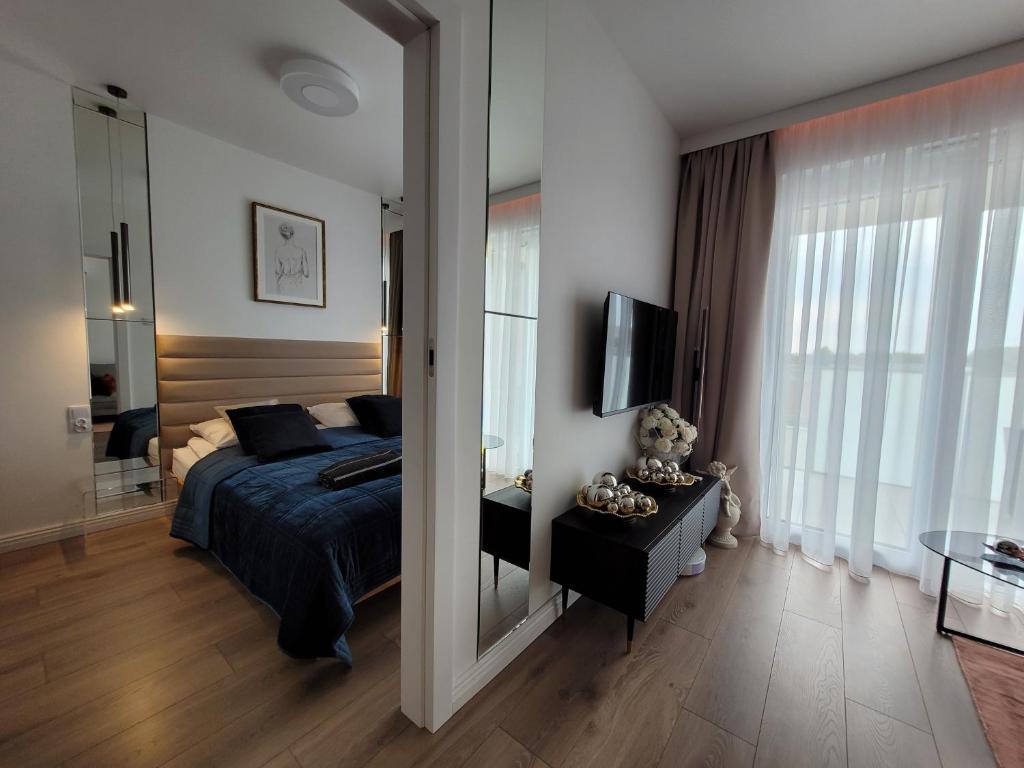 Perłowa Glam Haven 418, Kolobřeh