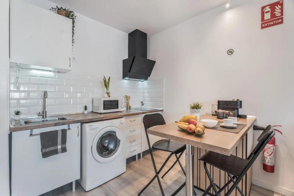 Moderno Estudio con Piscina en Arona - Ideal para Parejas - 4