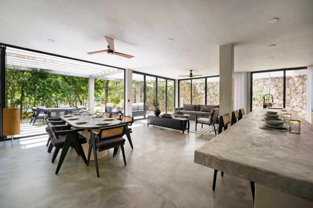 Luxury 4BR Villa in Limas Tulum Private Pool - 3