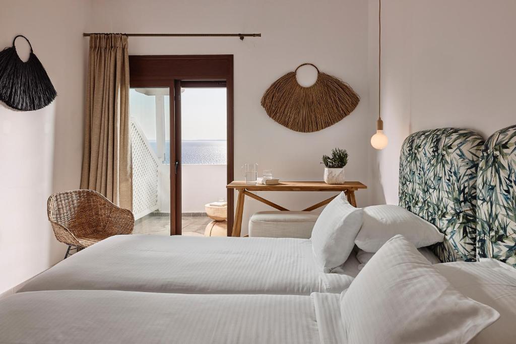 Glavas Inn Hotel — Hotel rooms in Gerakini, Central Macedonia