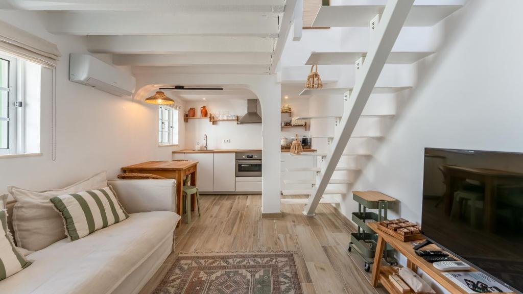 Brisa do Sul by LovelyStay, Porches